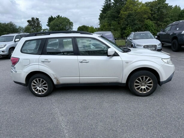 subaru-forester-diesel-2010-big-3