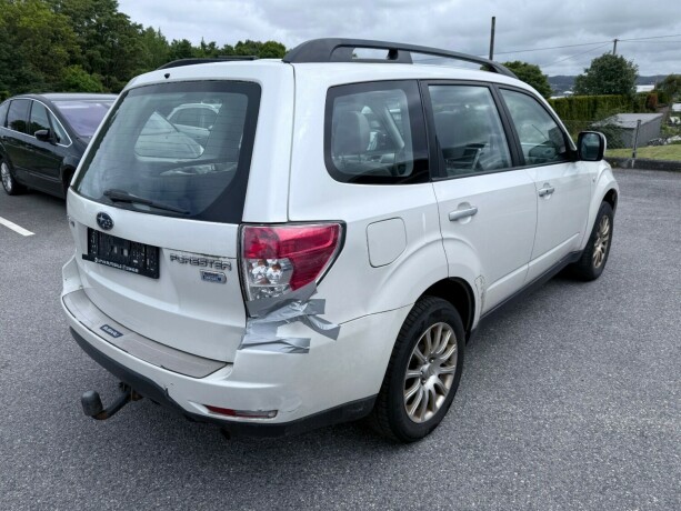 subaru-forester-diesel-2010-big-4