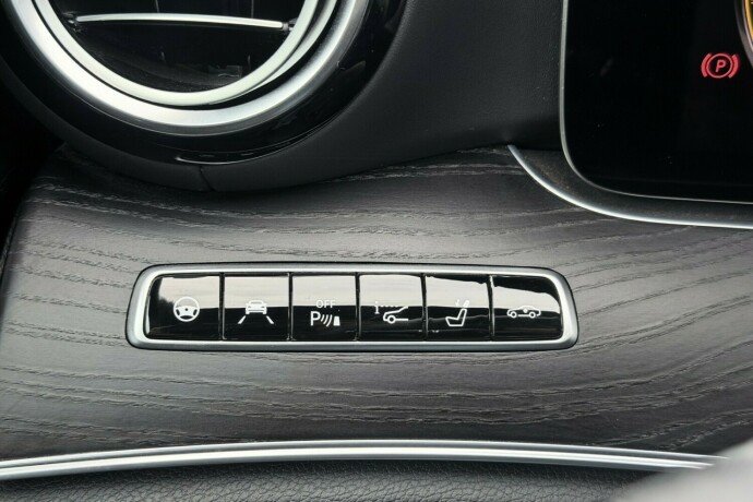 mercedes-benz-e63-bensin-2018-big-27