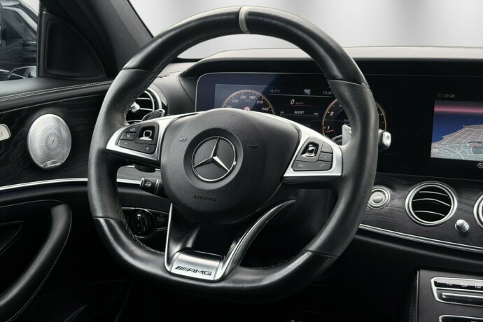mercedes-benz-e63-bensin-2018-big-17