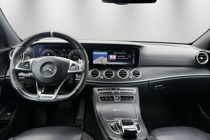 mercedes-benz-e63-bensin-2018-big-15