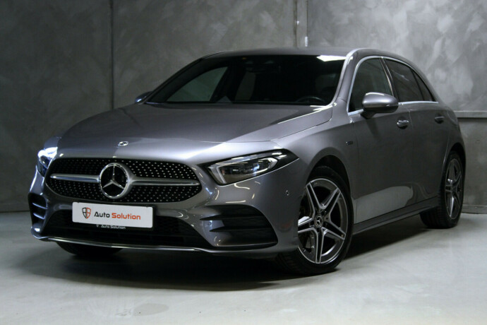 mercedes-benz-a-klasse-elektrisitetbensin-2022-big-0