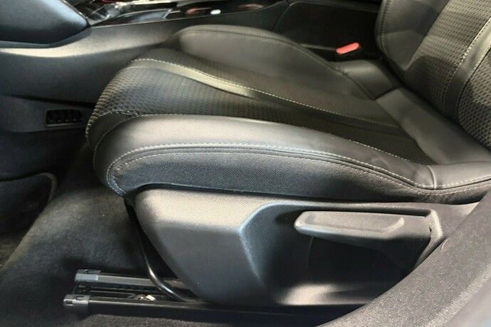 peugeot-208-elektrisitet-2020-big-12