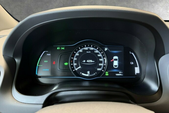 hyundai-ioniq-elektrisitetbensin-2017-big-16