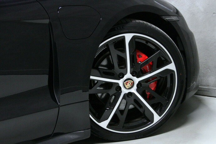 porsche-taycan-4s-elektrisitet-2023-big-38