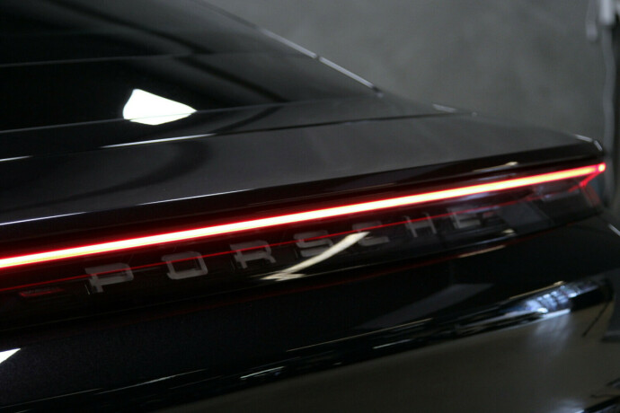 porsche-taycan-4s-elektrisitet-2023-big-37