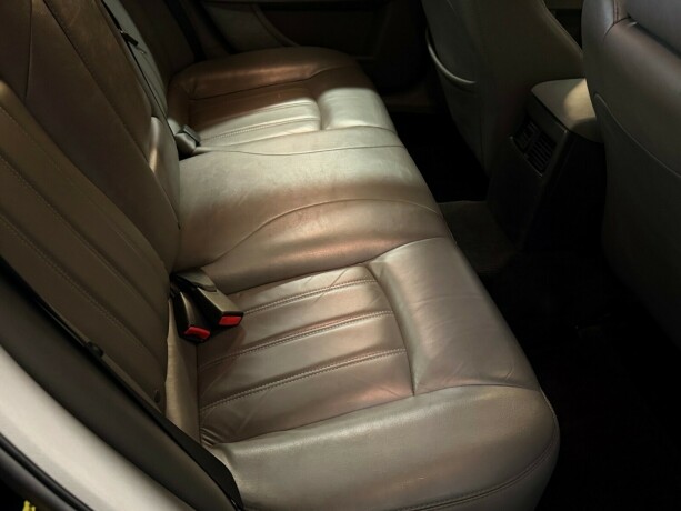 chrysler-300c-bensin-2005-big-37