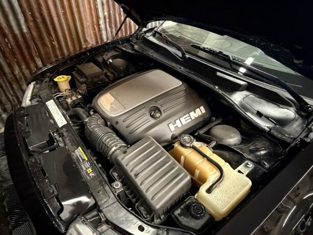 chrysler-300c-bensin-2005-big-49