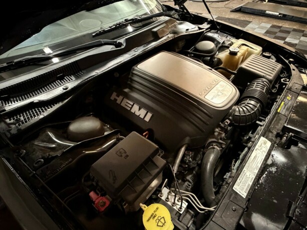 chrysler-300c-bensin-2005-big-50