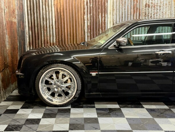 chrysler-300c-bensin-2005-big-13