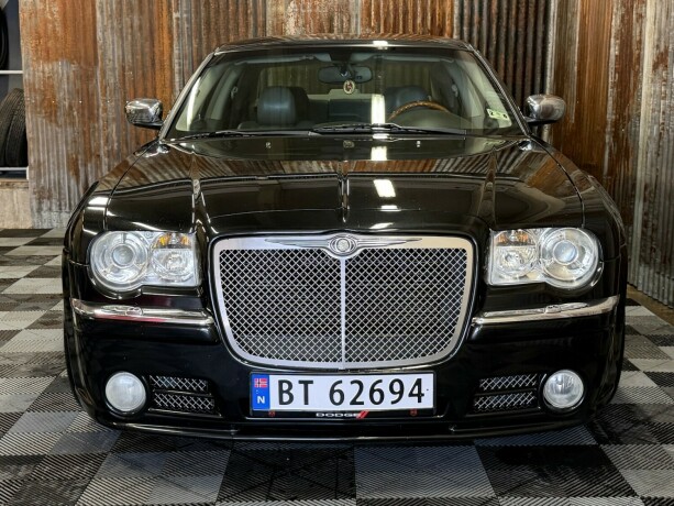chrysler-300c-bensin-2005-big-7