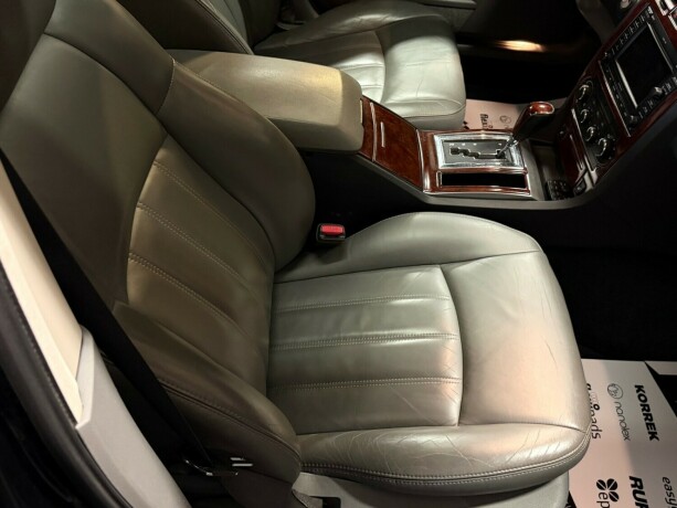 chrysler-300c-bensin-2005-big-33