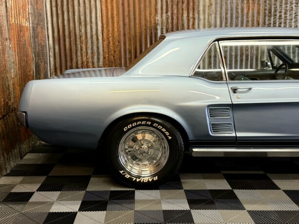 ford-mustang-bensin-1967-big-4