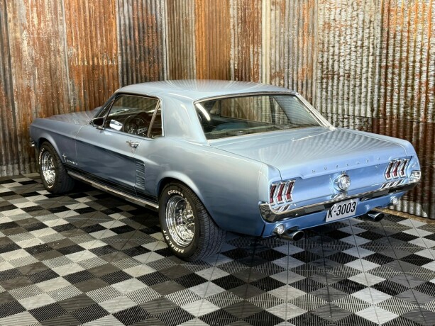 ford-mustang-bensin-1967-big-11