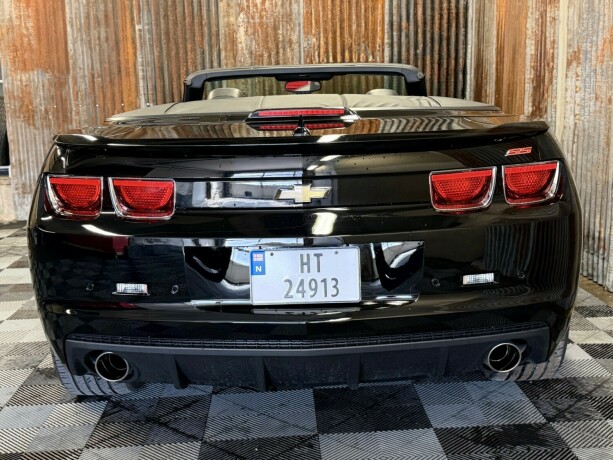 chevrolet-camaro-bensin-2011-big-19