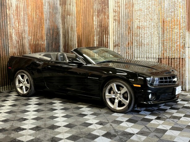 chevrolet-camaro-bensin-2011-big-5