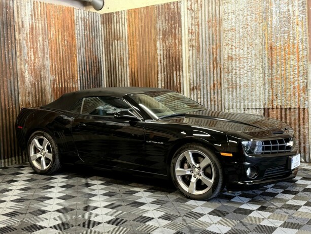 chevrolet-camaro-bensin-2011-big-3