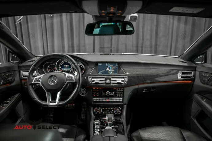 mercedes-benz-cls-bensin-2013-big-44