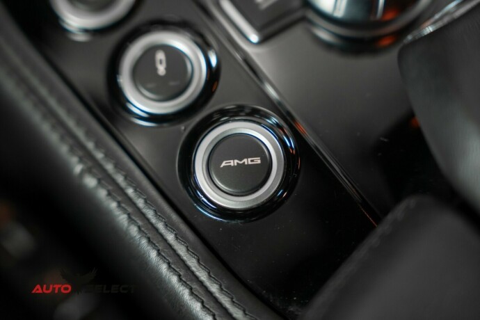 mercedes-benz-cls-bensin-2013-big-53