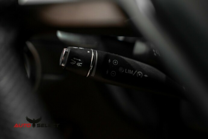 mercedes-benz-cls-bensin-2013-big-38