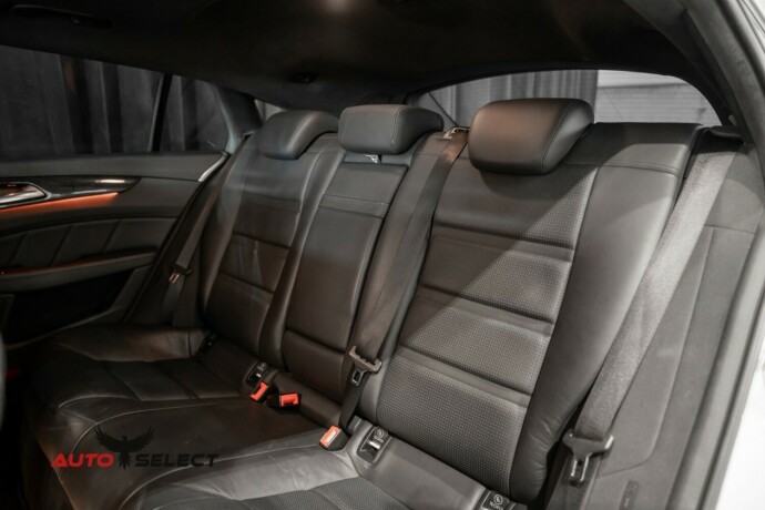 mercedes-benz-cls-bensin-2013-big-21
