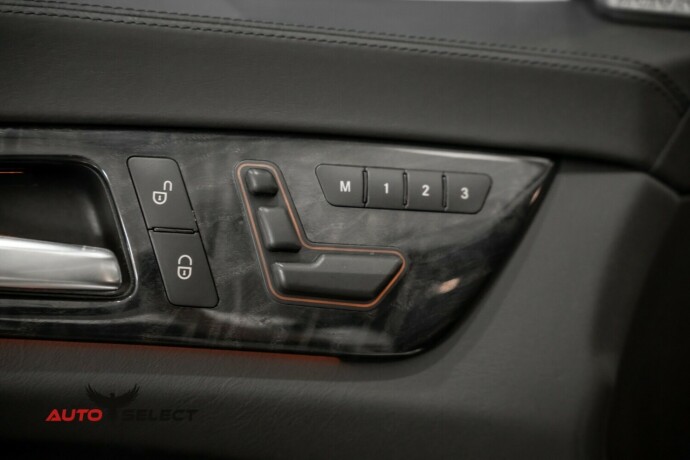 mercedes-benz-cls-bensin-2013-big-27