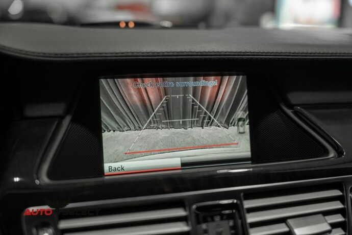 mercedes-benz-cls-bensin-2013-big-60
