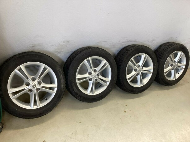 toyota-verso-diesel-2013-big-56
