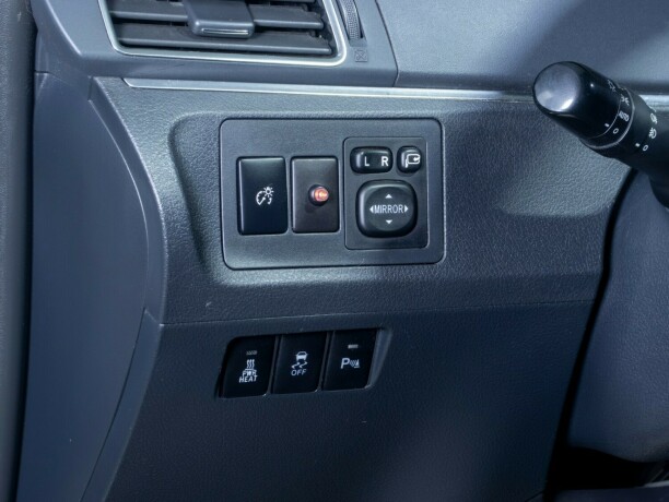 toyota-verso-diesel-2013-big-22