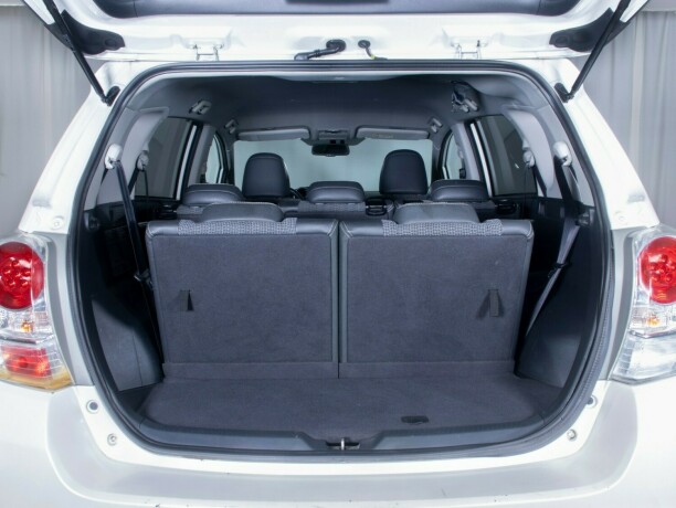 toyota-verso-diesel-2013-big-13