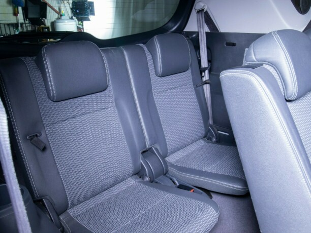 toyota-verso-diesel-2013-big-51