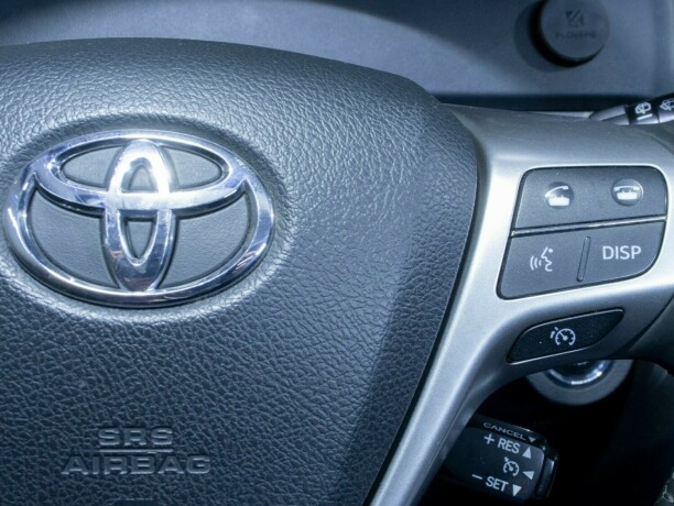 toyota-verso-diesel-2013-big-25