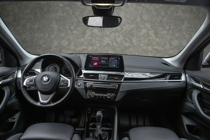 bmw-x1-plug-in-petrol-2021-big-25