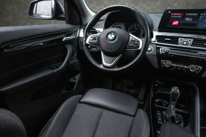 bmw-x1-plug-in-petrol-2021-big-26