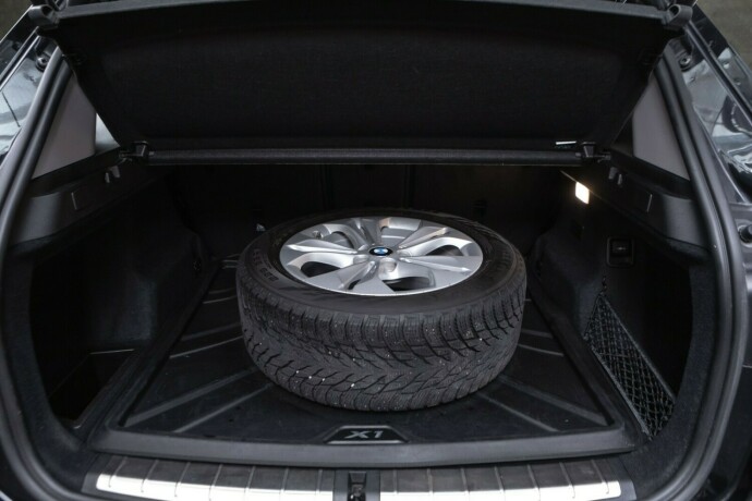 bmw-x1-plug-in-petrol-2021-big-29