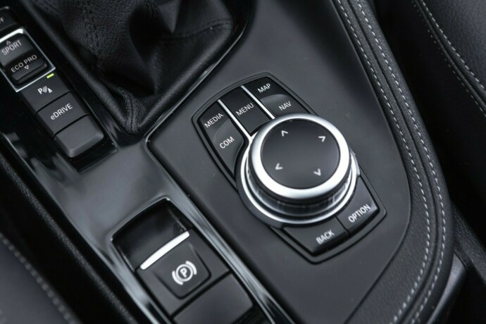 bmw-x1-plug-in-petrol-2021-big-21