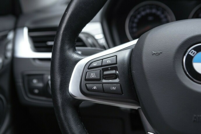 bmw-x1-plug-in-petrol-2021-big-11