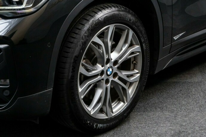 bmw-x1-plug-in-petrol-2021-big-4