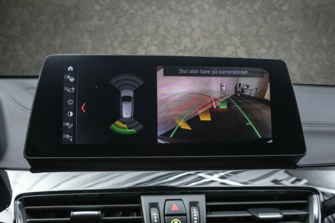 bmw-x1-plug-in-petrol-2021-big-17