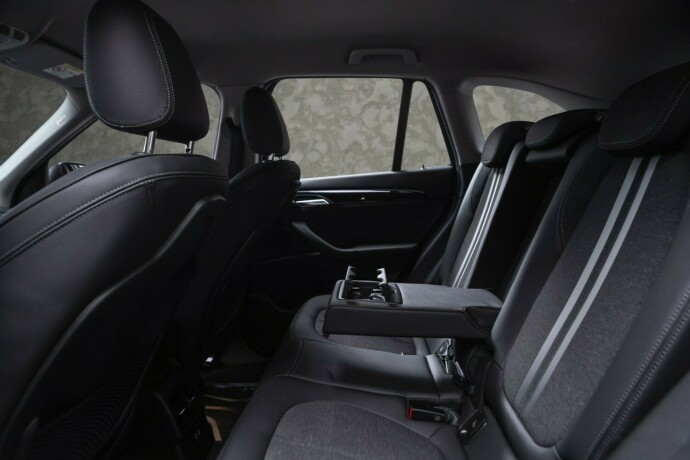 bmw-x1-plug-in-petrol-2021-big-24