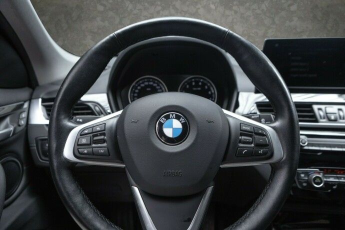 bmw-x1-plug-in-petrol-2021-big-10