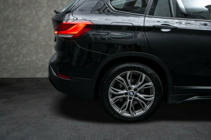 bmw-x1-plug-in-petrol-2021-big-9