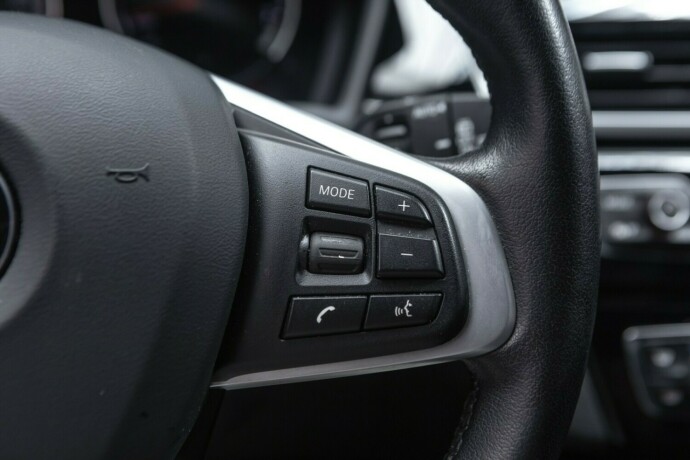 bmw-x1-plug-in-petrol-2021-big-12