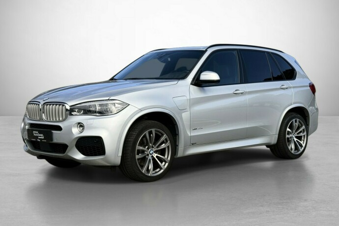 bmw-x5-elektrisitetbensin-2017-big-0