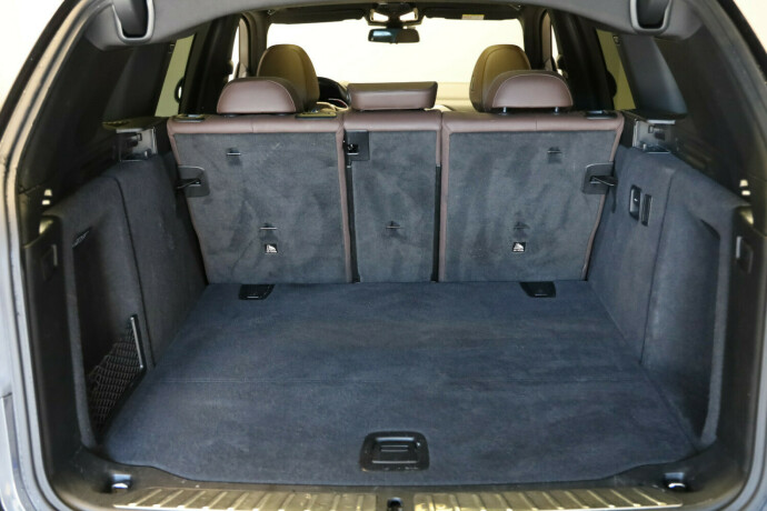 bmw-ix3-elektrisitet-2021-big-12
