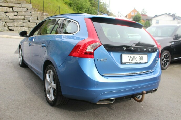 volvo-v60-elektrisitetdiesel-2015-big-3