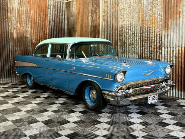 chevrolet-bel-air-bensin-1957-big-0