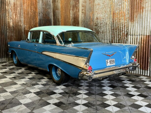chevrolet-bel-air-bensin-1957-big-11
