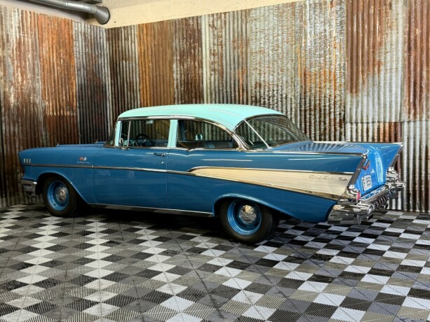 chevrolet-bel-air-bensin-1957-big-13