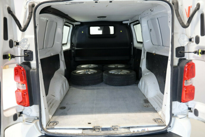 toyota-proace-elektrisitet-2021-big-9